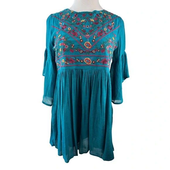 NWT Umgee Floral Embroidered Bell Sleeve Mini Dress Blue Boho Festival Medium - Picture 3 of 16